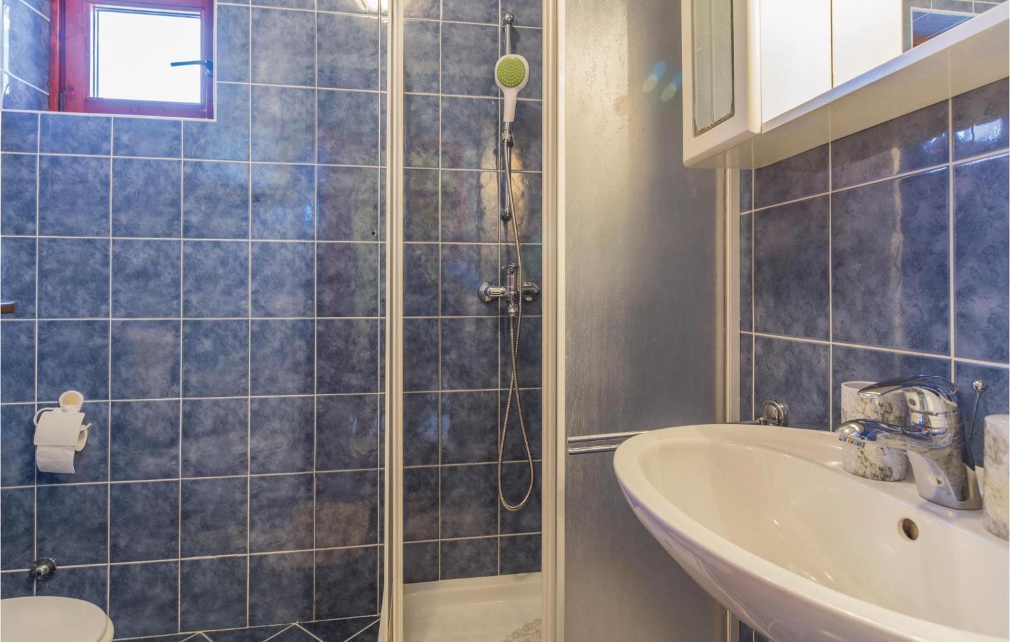 Amazing Apartment In Porec With Kitchen Εξωτερικό φωτογραφία